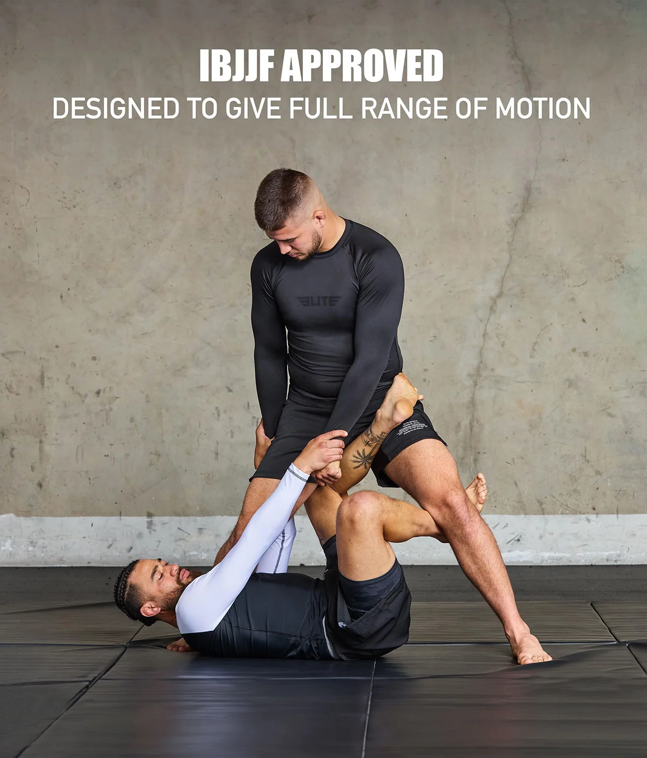 Standard Black Long Sleeve No-Gi Mens BJJ Rash Guard - (Pack of 3) - Image 6